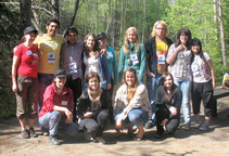 Vaihto-oppilaita ympäri maailmaa