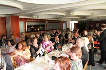 Ei niin totista väkeä piirikonferenssissa 2010